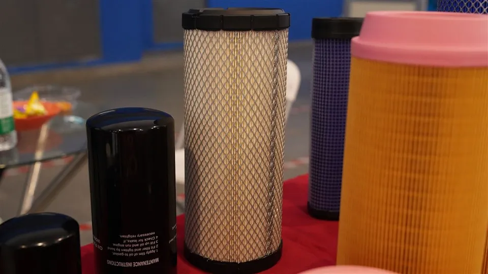 Deighilteoir Ola Comhbhrúiteoir Aeir Scriú Sullair Ardchaighdeáin